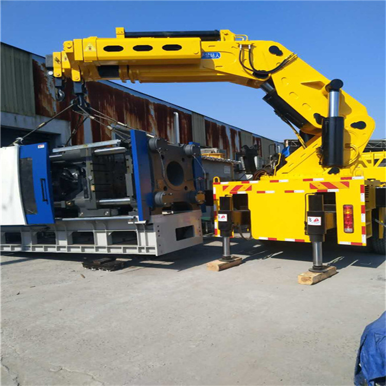 万安县 大吨位折臂吊出租费用解析：一小时租赁多少钱