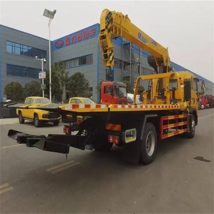 万安县附近小随车吊出租电话，轻松解决搬运烦恼