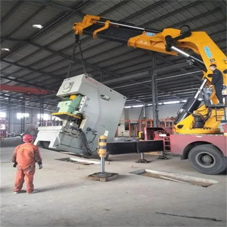 万安县80吨折臂吊车出租附近电话